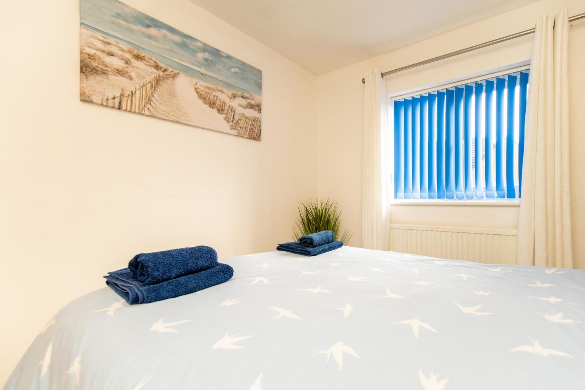 Comfortable And Spacious Superb Holiday Home In Llanelli, Dog Friendly Exteriör bild